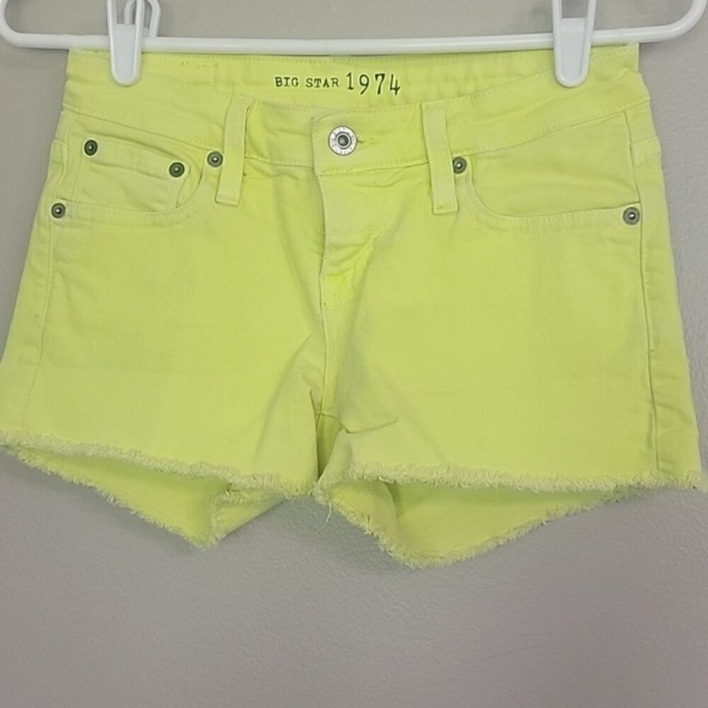 Big Star 1974 Yellow Jean Shorts Size 25
